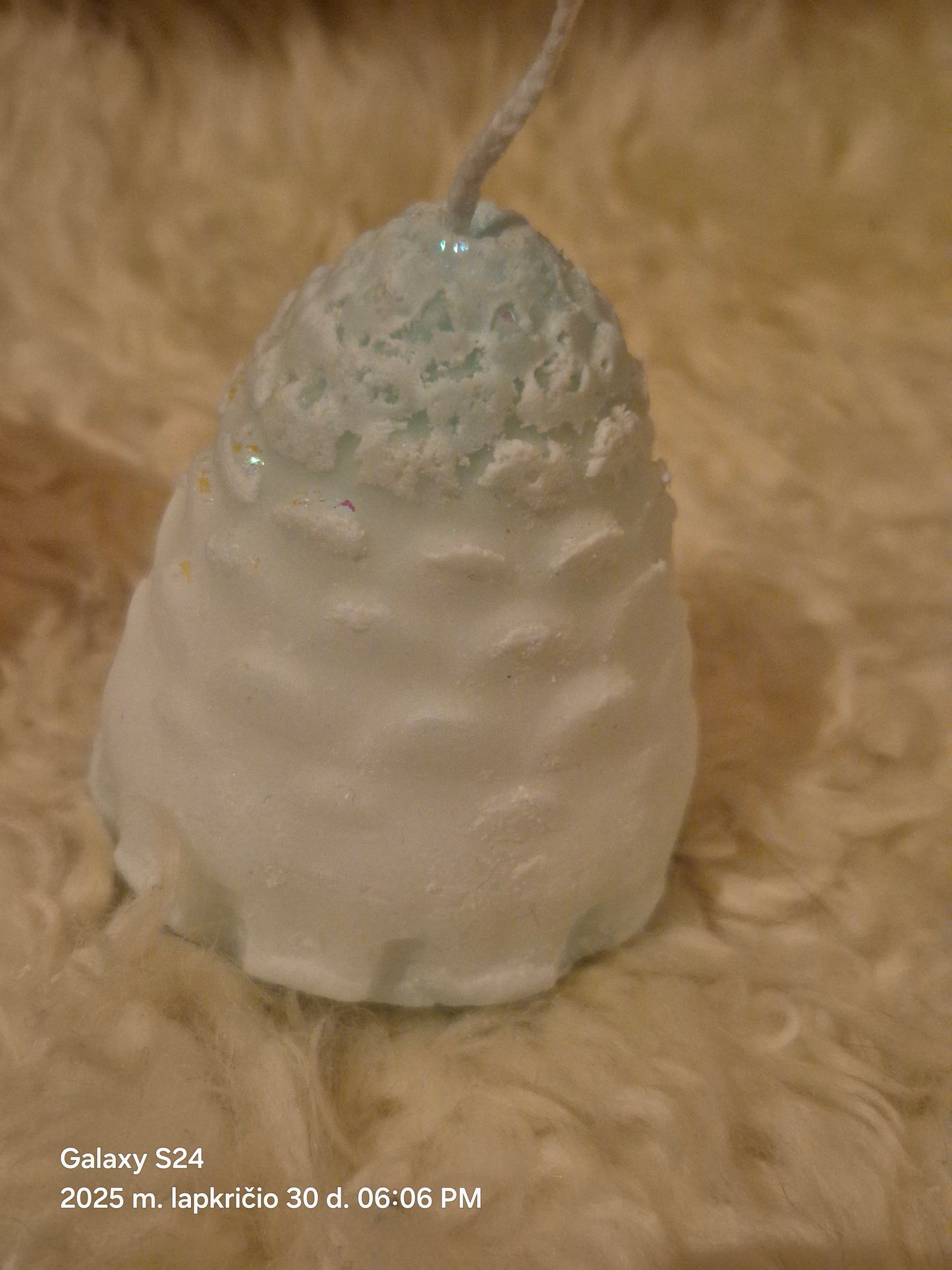Cozy winter candle