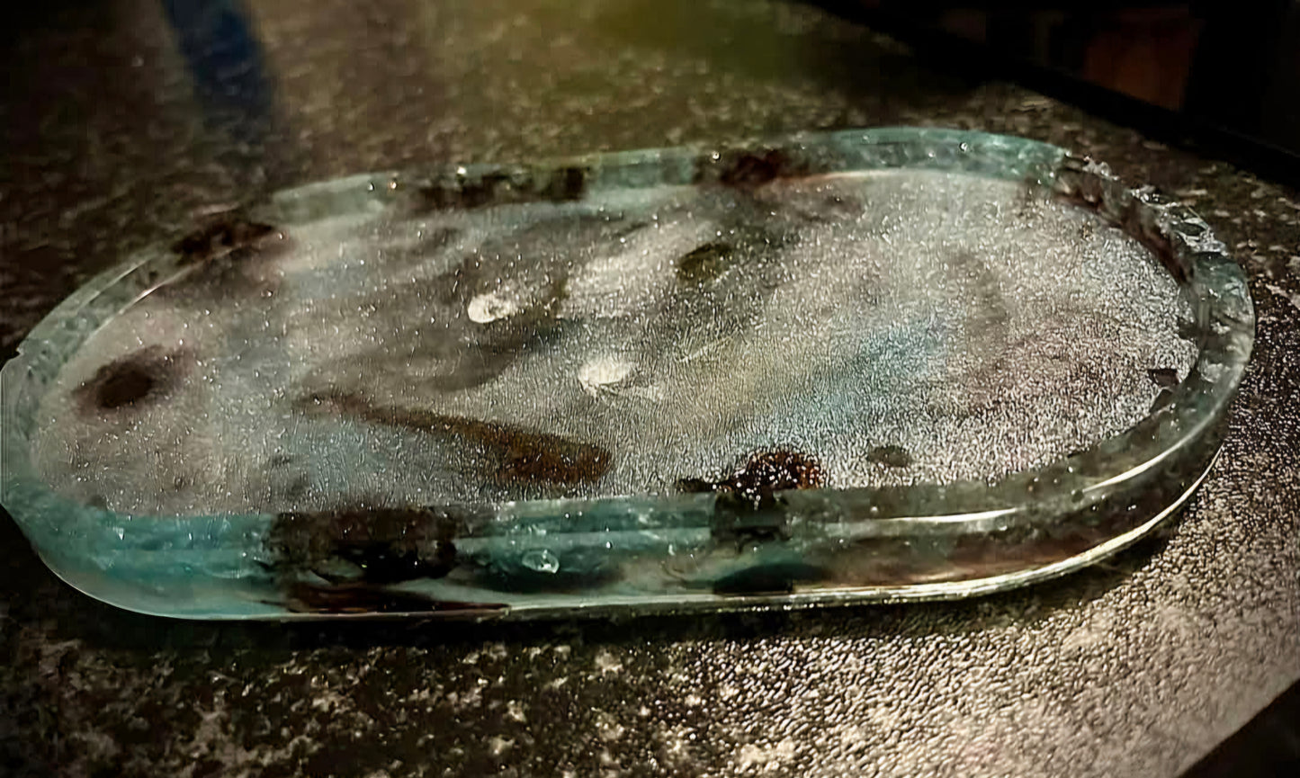 Handmade Epoxy Resin Tray ā Unique & Elegant