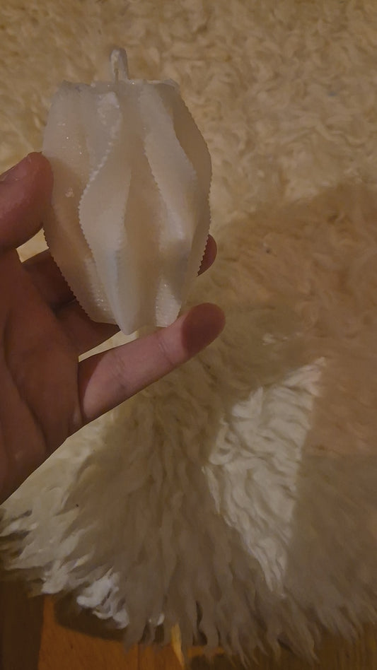 Unic palm candle