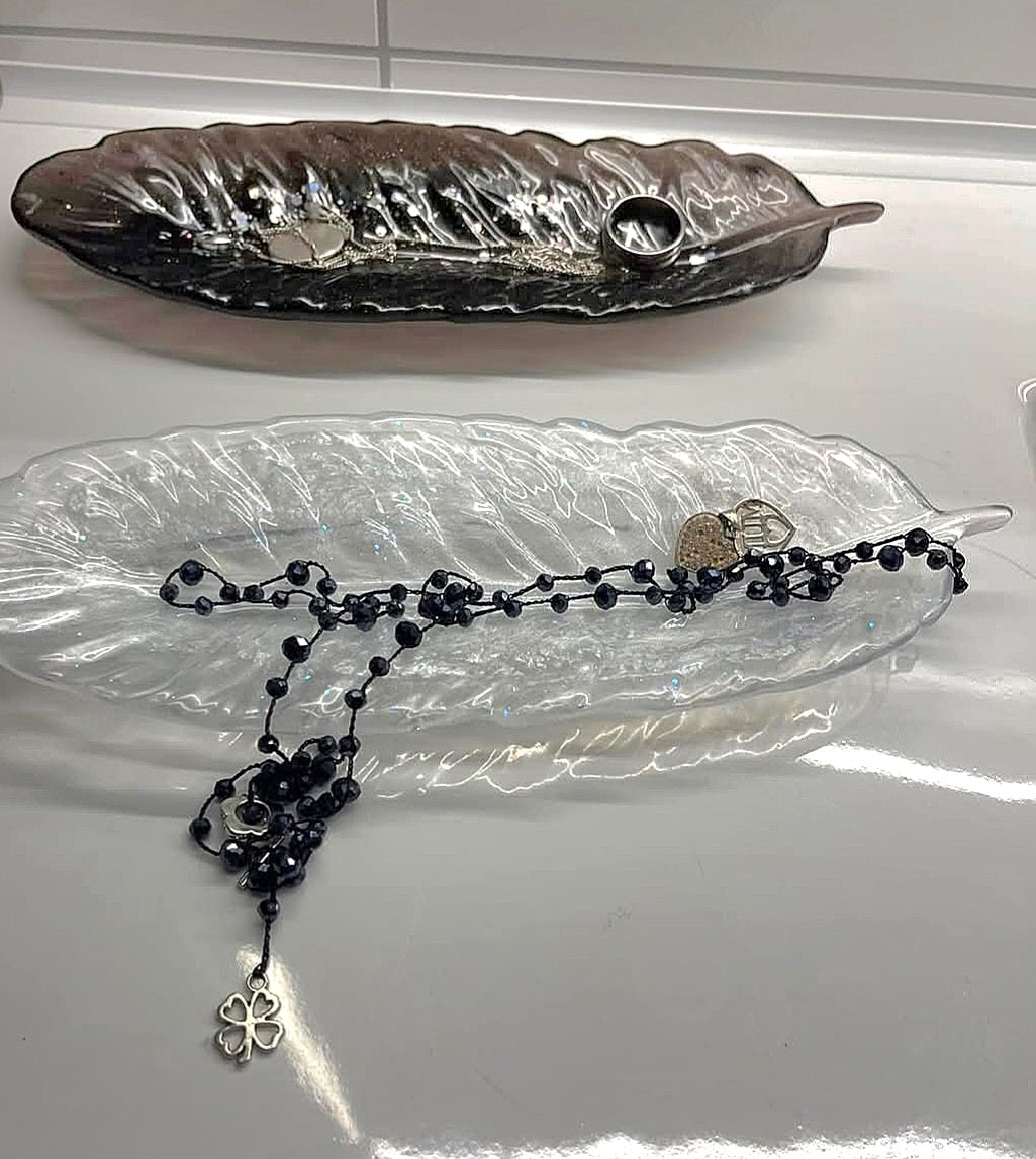 🍂 Elegant Handmade Epoxy Leaf Trays 🍂