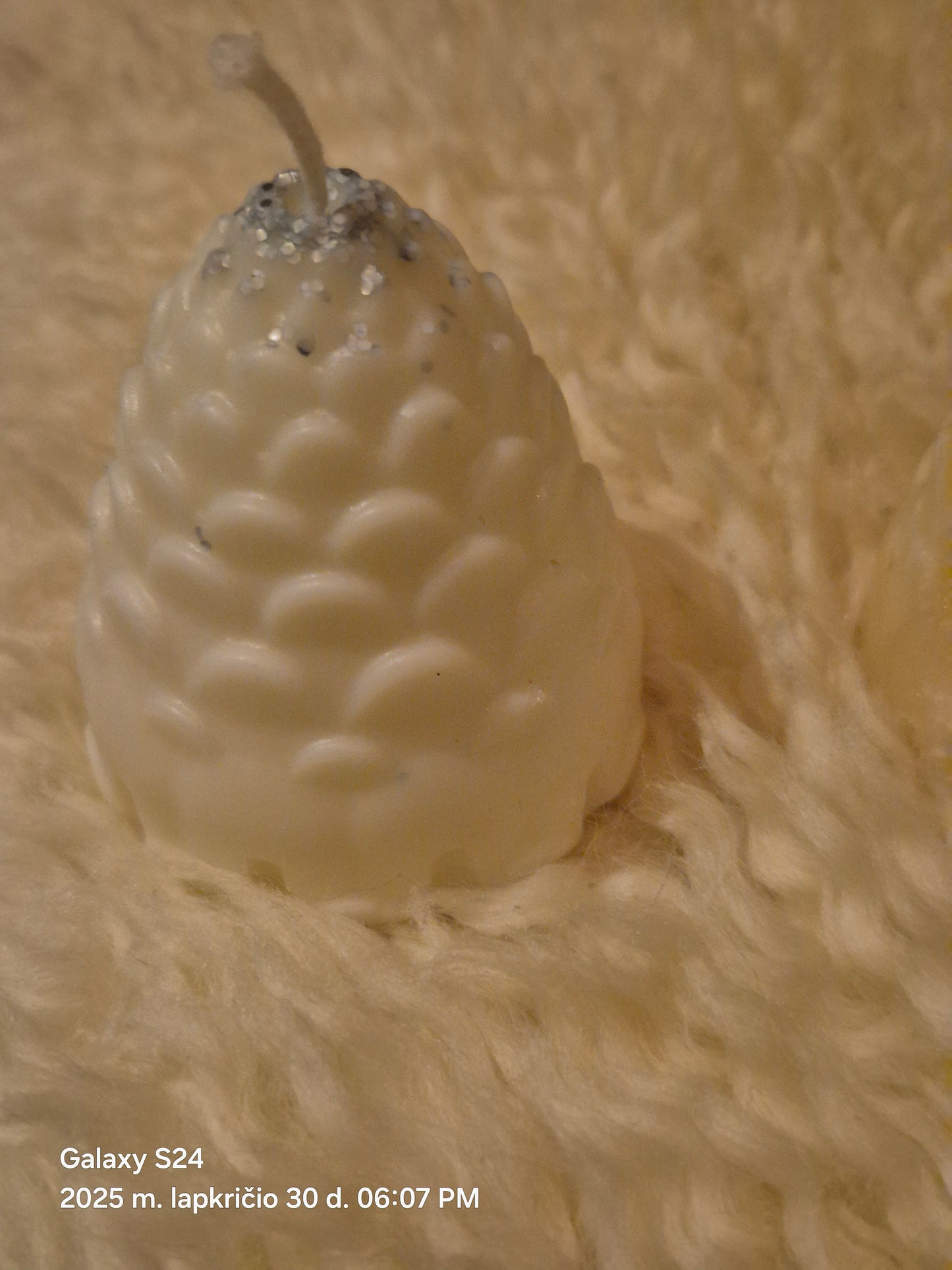 Cozy winter candle