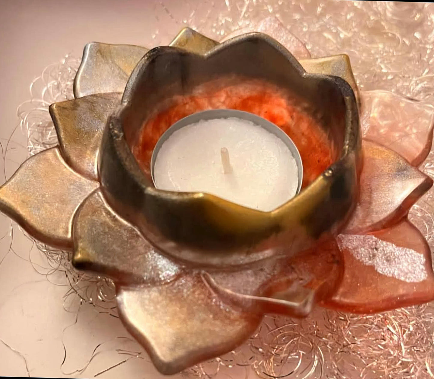 Lotos flower candle holder